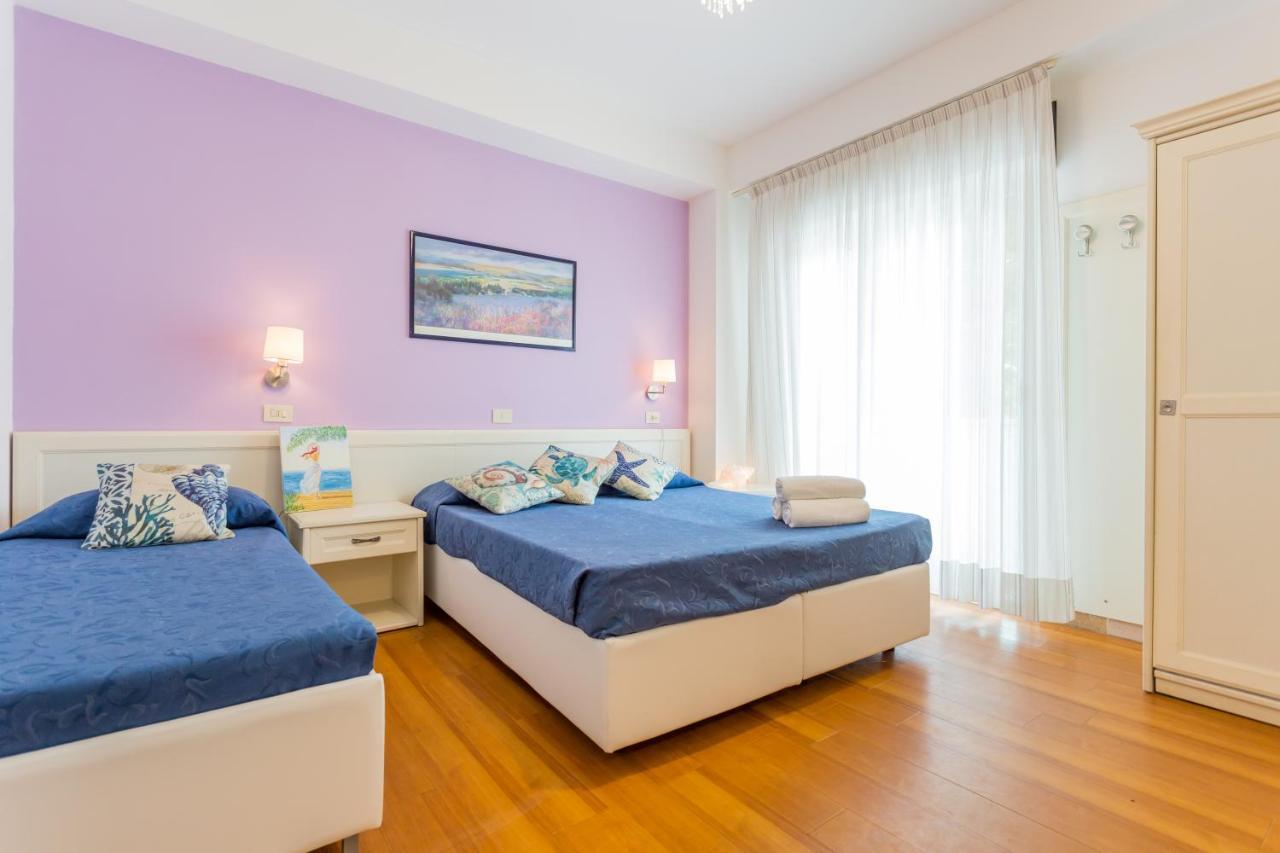 Hotel Mon Pays Riccione Buitenkant foto