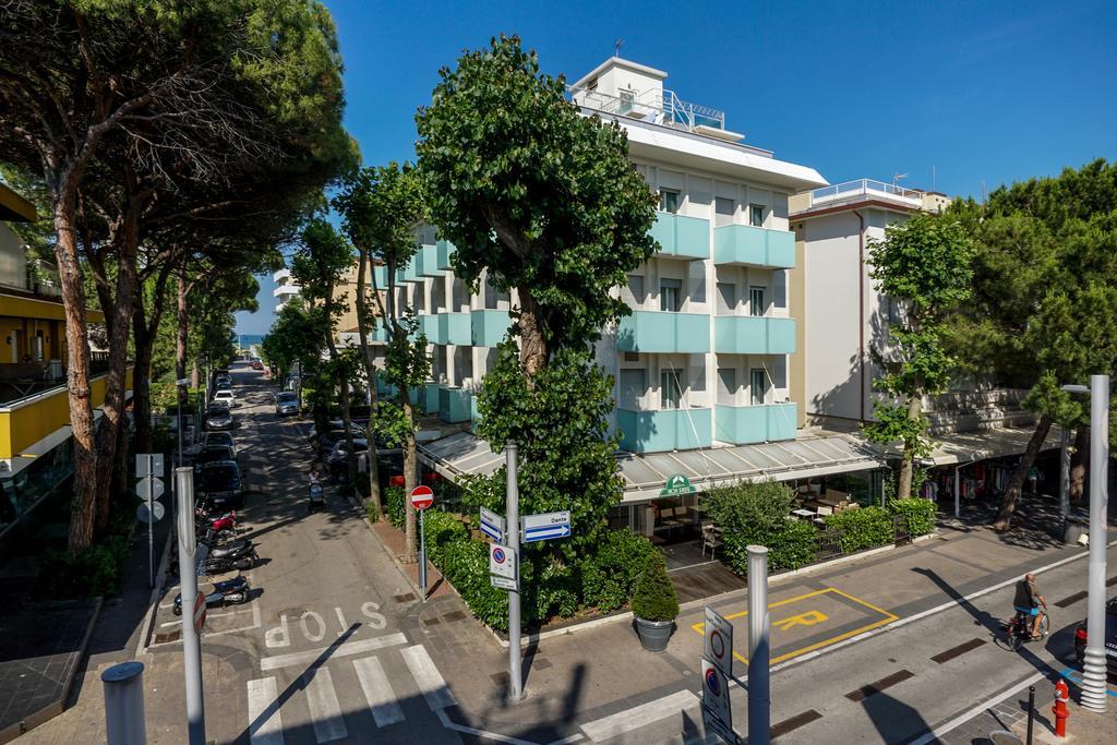Hotel Mon Pays Riccione Buitenkant foto